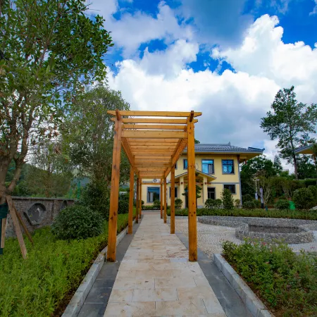Yunzhai Courtyard (Jiucaiping Scenic Area Beacon Tower Branch)