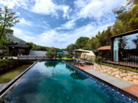 Qianshanju Boutique Homestay