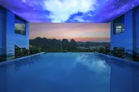 Hilton Garden Inn Xingyi Wanfenglin - Pools