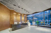 Kelly · N&M Hotel (Guilin North High-speed Railway Station)