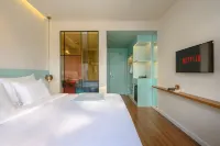 M Village Hotel Tao Dan Park Hotels near Ben Thanh Market