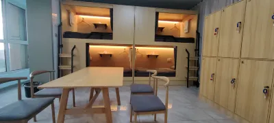 Morning Blossoms Gathered at Dusk Youth Hostel Hotels in 