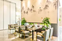 Longhui Kelli Hotel
