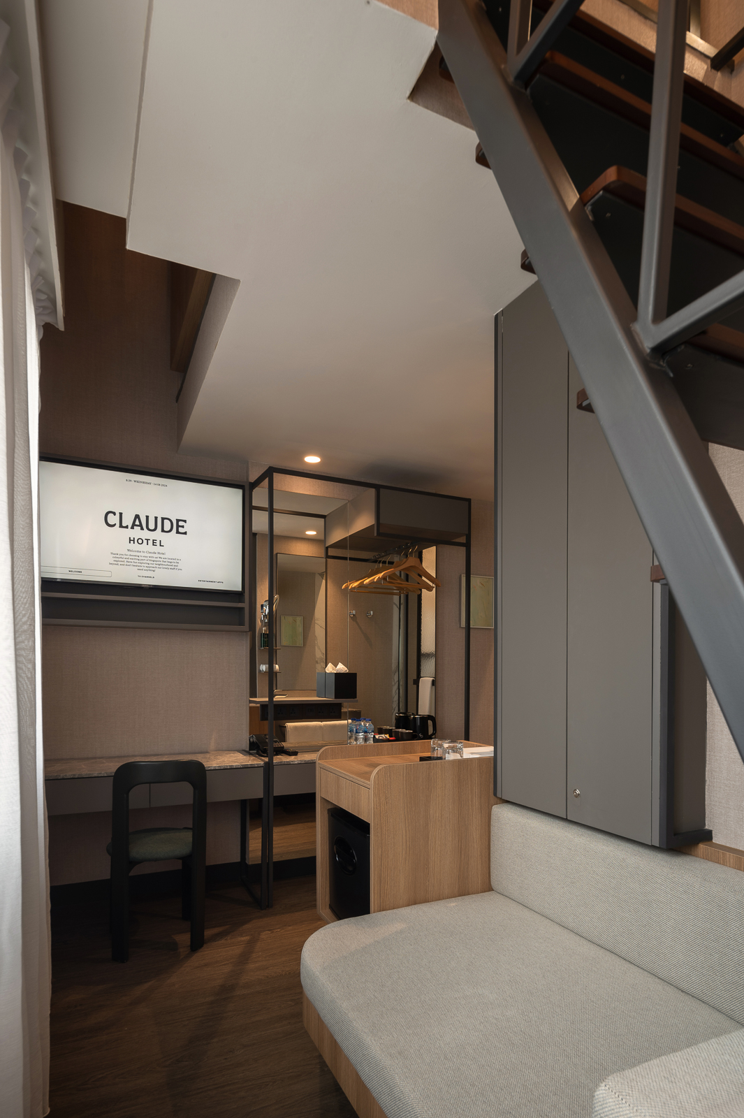 Claude Hotel - Newly renovated Over view