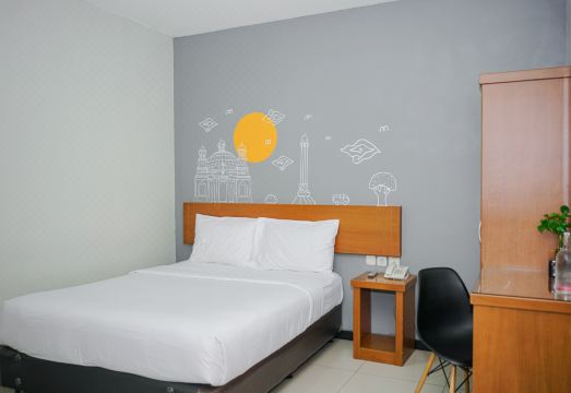 Sunrise Hotel Semarang - Housity