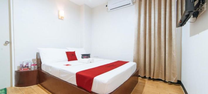 RedDoorz @ Nirvana Pension House Hotels in Bacolod