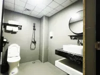 Burton Business Hotel Hotels in Huanjiang