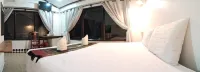 SD View Hotel
