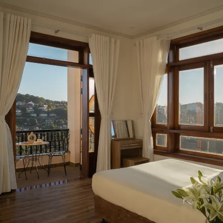 Moon Valley Villas Da Lat Отели в г. Далат