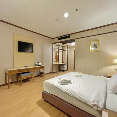 Lertthanee Hotel โรงแรมใกล้สนามกีฬาสุพรรณบุรี