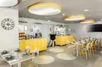 Appart'City Collection Paris Vélizy - servizio colazione