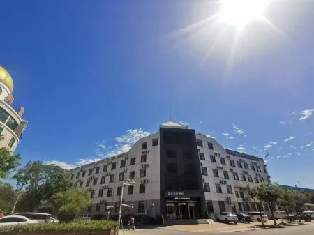 Homeinn Selected Hotel (Longkou Huanhai Middle Road Government Square) Отели рядом с достопримечательностью «Dao'enhu Park»