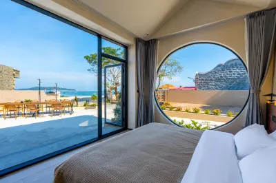 縵雲海厝民宿 鄰近藍眼淚觀景點（流水鎮後田村海灘）的酒店