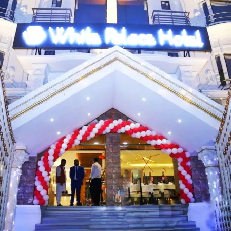 White Palace Hotel