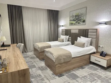 Green Park Hotel