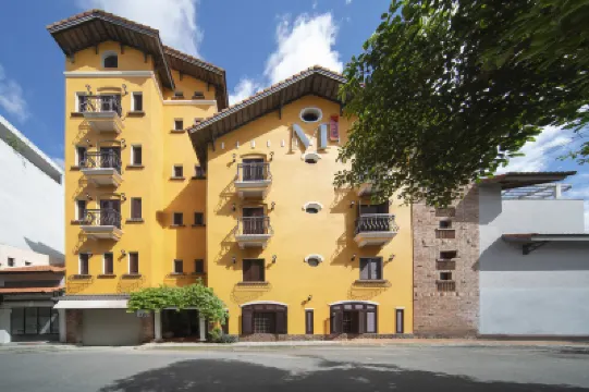 M Village Living Cach Mang Thang 8 Các khách sạn gần Khoa Du lịch - Khách sạn, Trường Đại học Ngoại ngữ - Tin học TP. HCM (HUFLIT)