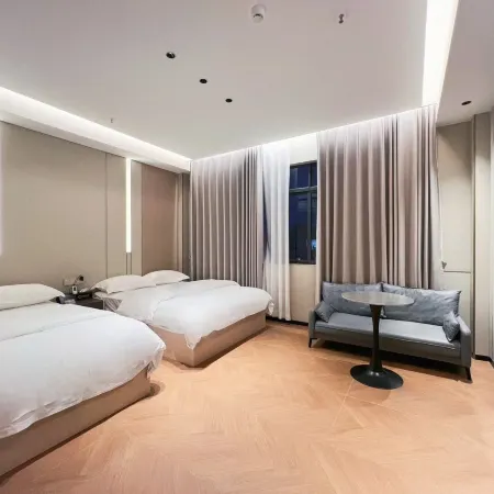 Lianying Apartment (Shanwei High-Speed Railway Station)
