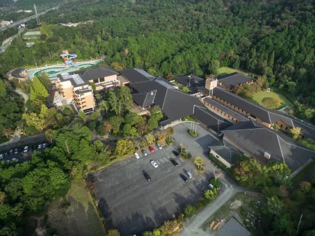 Sennomori Отели рядом с достопримечательностью «Okage Yokocho Ancient Street»