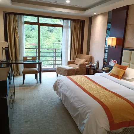 Dingnan Hotel
