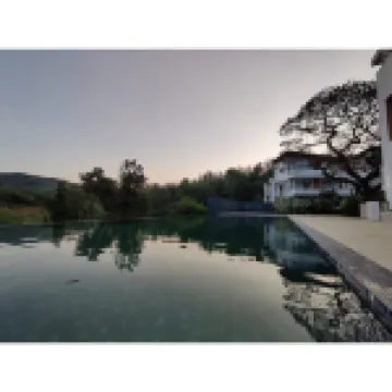 Bindiga Peak Resorts