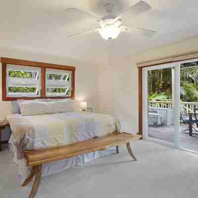 Princeville Palms Manor - Hanalei Bay Rooms
