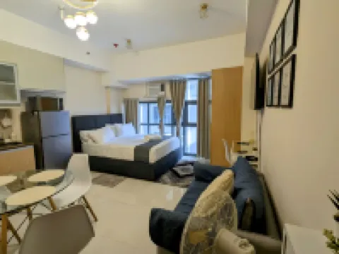 J&M Cozy Retreat Hotels near Philippine Veterans Museum