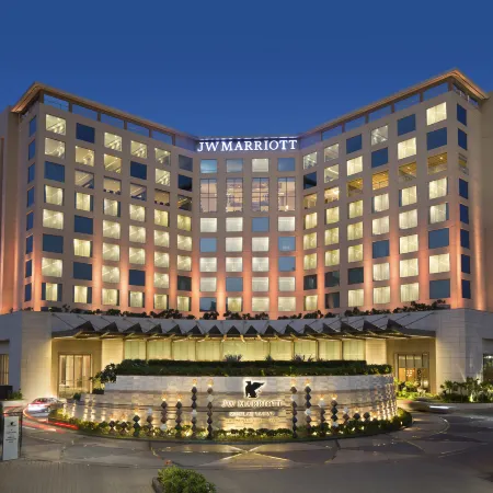 JW Marriott Mumbai Sahar Airport Отели рядом с достопримечательностью «Мумбай - центр города»