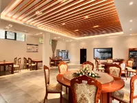 Ruili Yuqiao Yongjun Homestay (Veteran Inn) - Airport Shuttle