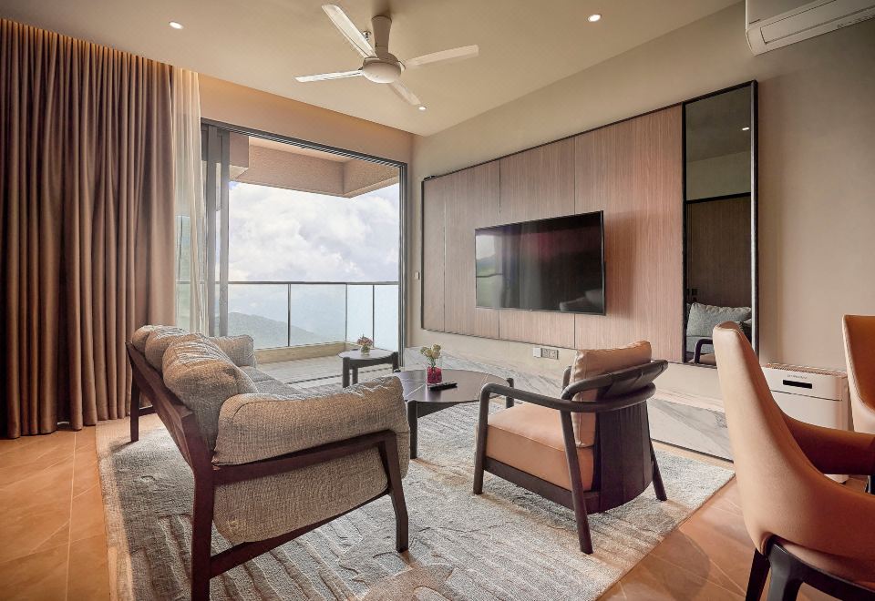 3. 안타라 레지던스..