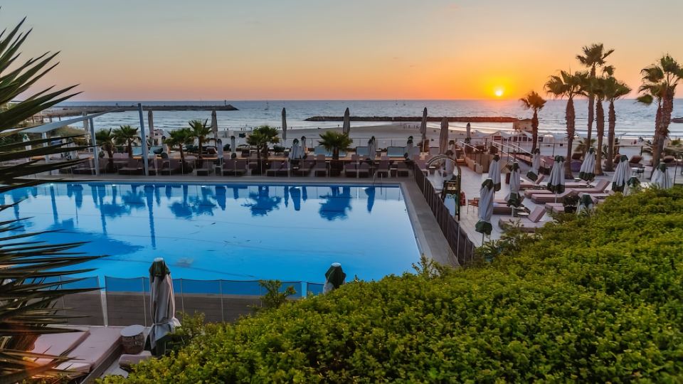 Dan Accadia Herzliya Hotel