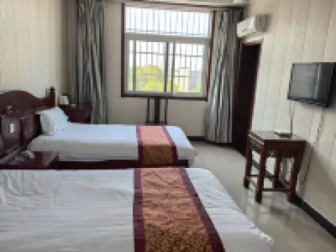 Xinyuan Business Hotel