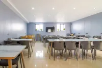 Yilujixiang Hotel - sarapan