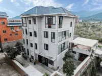 Xincheng Xiaoyuan Homestay