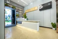 Beiguo Hotel (Gongyi Railway Station Xingyue Times Square) Hotels in Gongyi