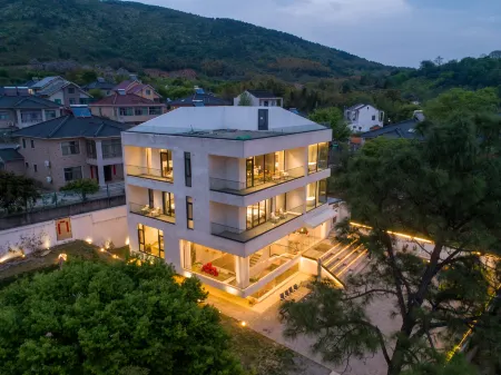 Yixing Jihe Banshan Homestay (Shanjuandong Branch) Отели рядом с достопримечательностью «Shanjuan Cave»