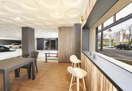 호텔 조식 전경