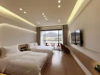 Such as Aoyama Resort Hotel - Gym