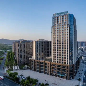 City Comfort Inn Express Hotel (Xuancheng High-Speed Railway Station RT-Mart)