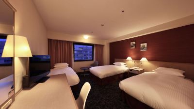 トリプルルーム 南千里クリスタルホテルの写真