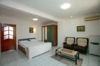 Old City Hatefi Apartments