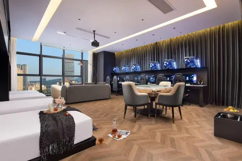 Dongguan Yueta E-sports Hotel (Dongcheng Wanda Plaza Huijing Industry Zhihuigu Branch) - 2-Star