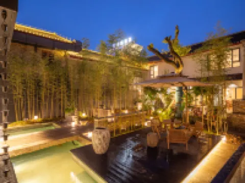 Huaya Yunman Hotel (Yueyang Tower Scenic Area Branch) Hotels in Yueyang