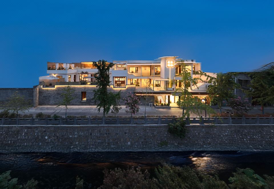 hotel overview picture