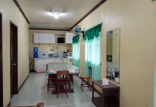 July's Haven Seaside Pension의 해변 전경