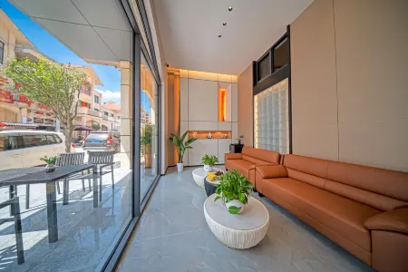 Moonlit Starry Night Hotel Отели рядом с достопримечательностью «ChinaTianyan scenic Area»