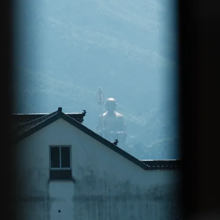 Jiuhua Mountain Spring Field Letter Guesthouse