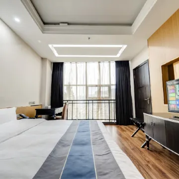 Jin Guan Hotel, Qianjiang, Chongqing Отели рядом с достопримечательностью «Холл-Стрит Планирование Выставок»