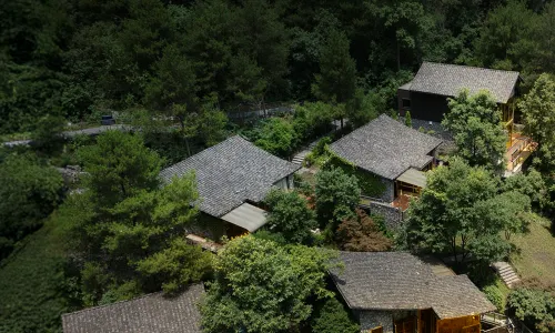 Shenqiuli Hidden World Resort Villa (Wulong Xiannvshan Branch)