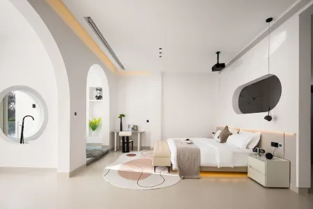 XIJIUJIUHAIJINGMINSU Отели рядом с достопримечательностью «Nanwan Monkey Islet»