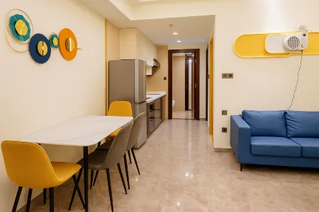 Huawei Tian'an Yungu Apartment (Shenzhen Xuexiang Subway Station)